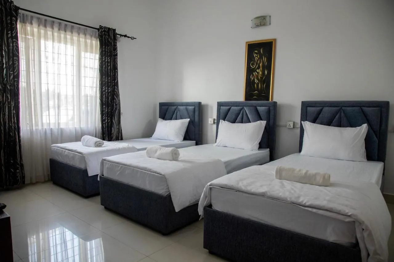 Funk Bunks - By The Lake Hostel Kandy