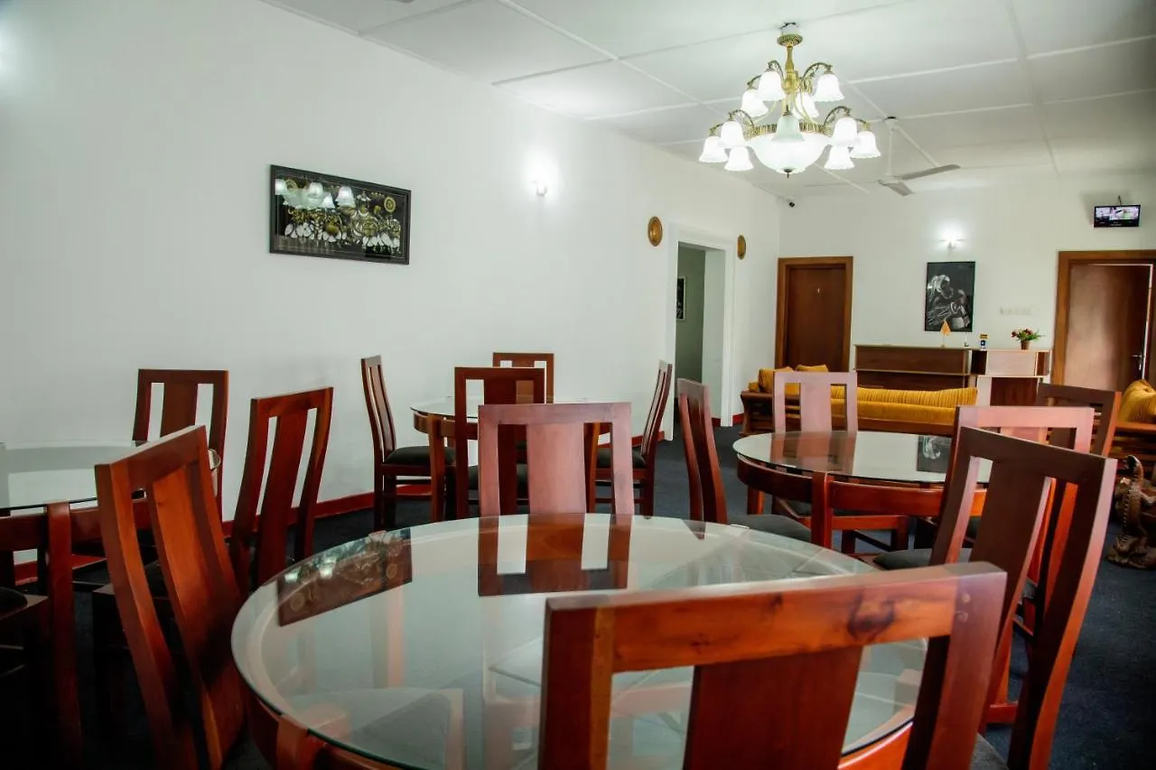 Hostel Funk Bunks - By The Lake Kandy Sri Lanka